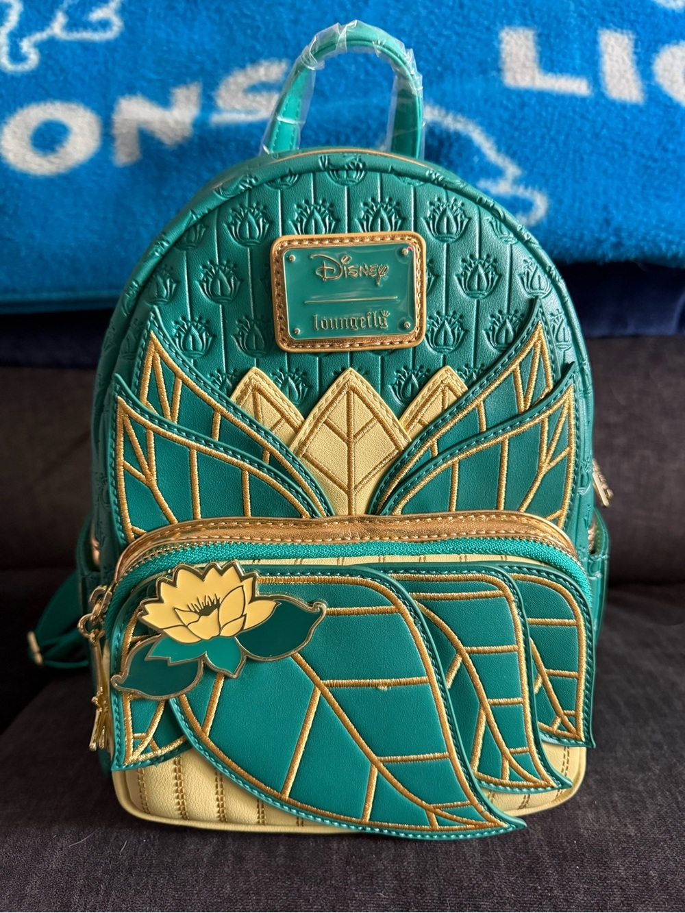 Hardtag Loungefly princess Tiana Teal Floral Mini Backpack with Matching Wallet - Picture 7 of 9